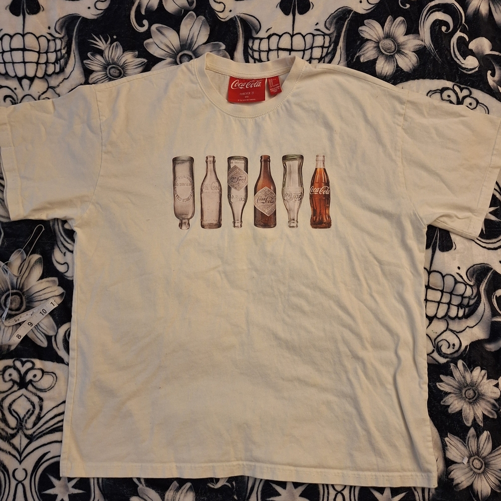 Vintage Coca-Cola Bottle Design T-Shirt